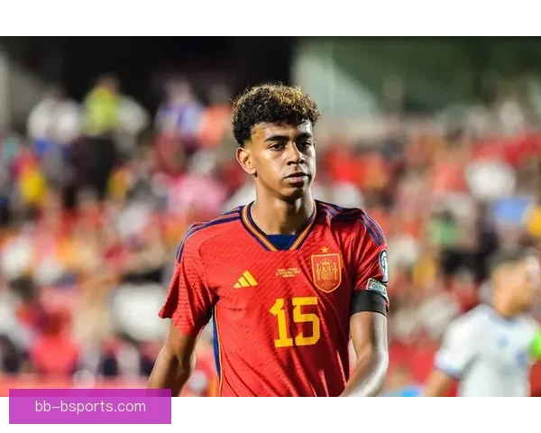 2024欧洲杯决赛尼科·威廉姆斯荣膺最佳球员精彩表现尽显